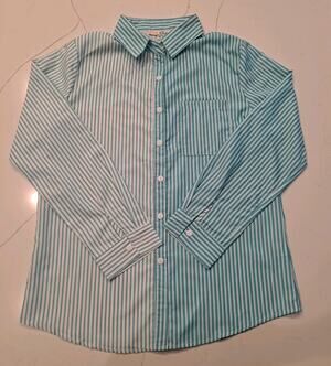 Cali Girls MEDIUM M STRIPED turquoise Button Down Top